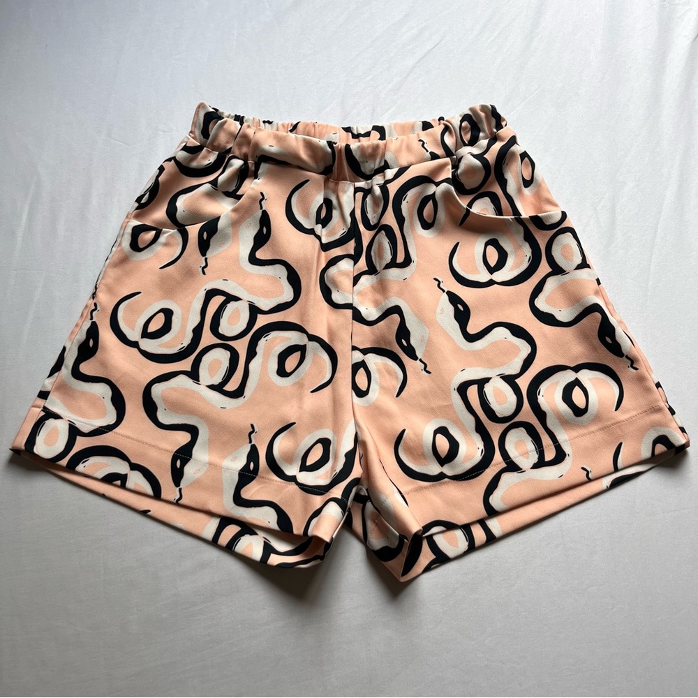Dazey LA High Waist Shorts in Peach and Black